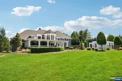 621 Farmdale Road Franklin Lakes NJ 07417