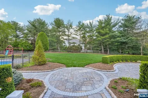 621 Farmdale Road Franklin Lakes NJ 07417