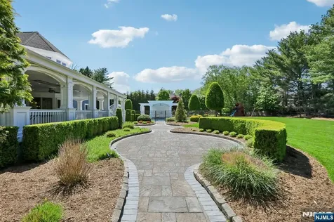 621 Farmdale Road Franklin Lakes NJ 07417