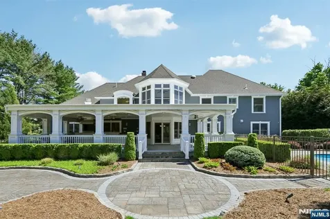 621 Farmdale Road Franklin Lakes NJ 07417