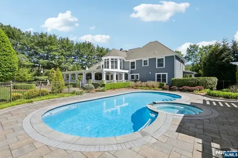 621 Farmdale Road Franklin Lakes NJ 07417