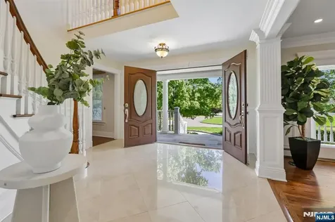 621 Farmdale Road Franklin Lakes NJ 07417