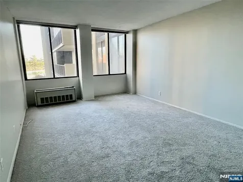 300 Winston Drive Cliffside Park NJ 07010