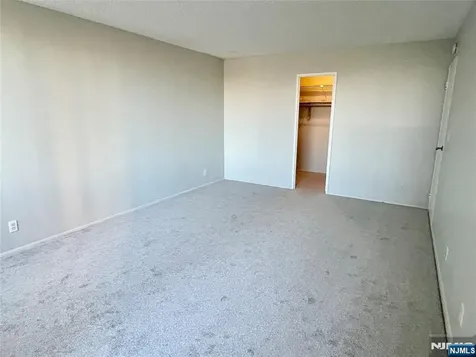 300 Winston Drive Cliffside Park NJ 07010