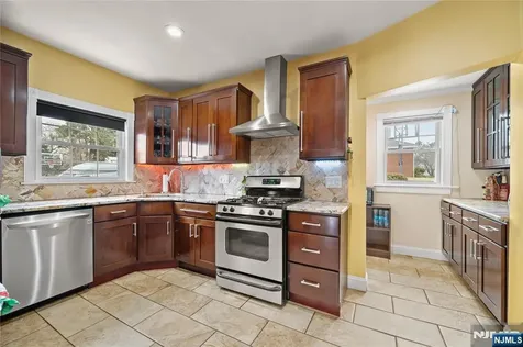 389 Colfax Avenue Clifton NJ 07013