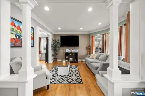 389 Colfax Avenue Clifton NJ 07013