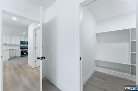 95 Shepherds Lane Totowa NJ 07512