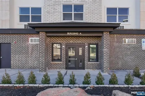 95 Shepherds Lane Totowa NJ 07512