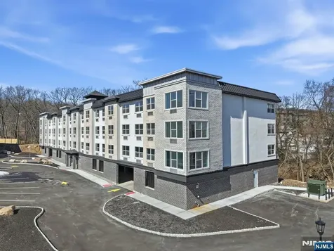 95 Shepherds Lane Totowa NJ 07512