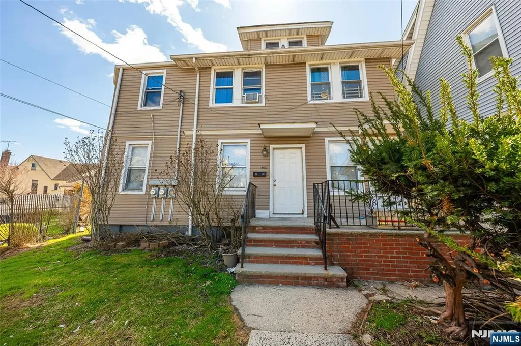 1460 Clinton Avenue Irvington NJ 07111