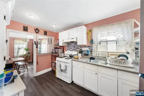 1460 Clinton Avenue Irvington NJ 07111