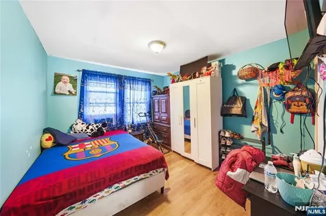 1460 Clinton Avenue Irvington NJ 07111