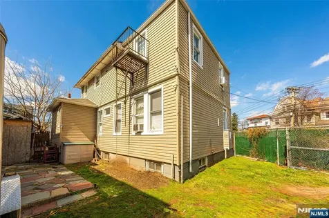1460 Clinton Avenue Irvington NJ 07111