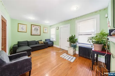 1460 Clinton Avenue Irvington NJ 07111