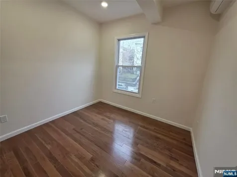 664 Bergen Avenue Jersey City NJ 07304