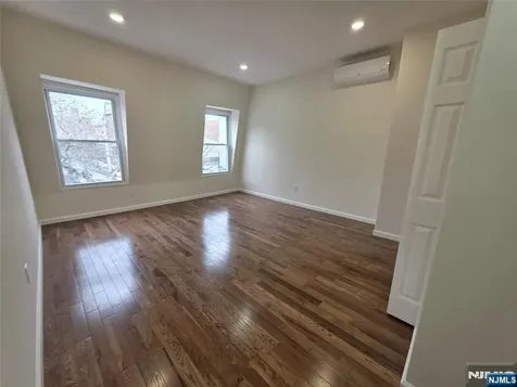 664 Bergen Avenue Jersey City NJ 07304