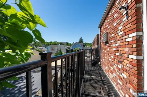 3912 Liberty Avenue North Bergen NJ 07047