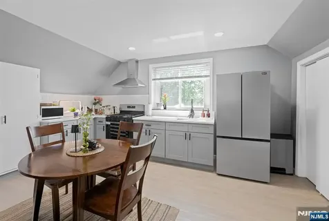 3912 Liberty Avenue North Bergen NJ 07047
