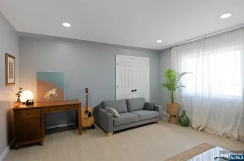 3912 Liberty Avenue North Bergen NJ 07047