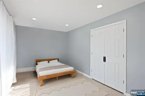3912 Liberty Avenue North Bergen NJ 07047