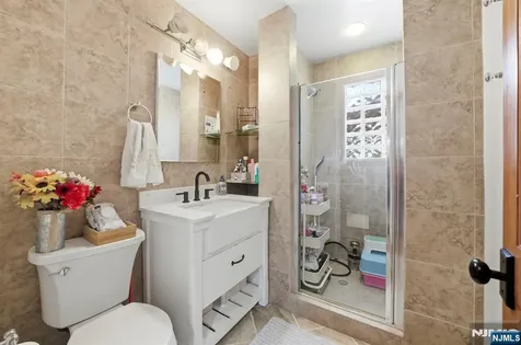 20 Wilcox Street Dumont NJ 07628