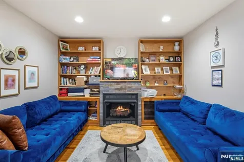 20 Wilcox Street Dumont NJ 07628