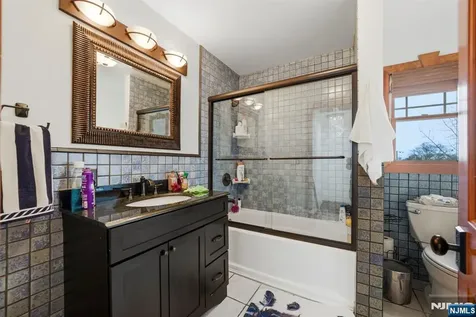 20 Wilcox Street Dumont NJ 07628