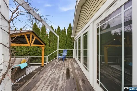 20 Wilcox Street Dumont NJ 07628