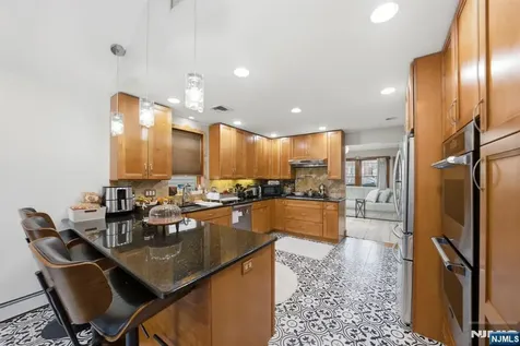20 Wilcox Street Dumont NJ 07628