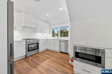 389 Spring Avenue Ridgewood NJ 07450