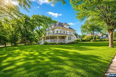 389 Spring Avenue Ridgewood NJ 07450