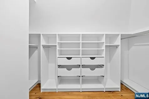 389 Spring Avenue Ridgewood NJ 07450