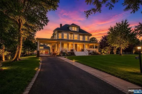 389 Spring Avenue Ridgewood NJ 07450