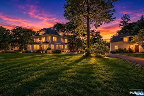 389 Spring Avenue Ridgewood NJ 07450