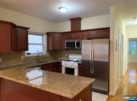 324 Sussex Street Harrison NJ 07029