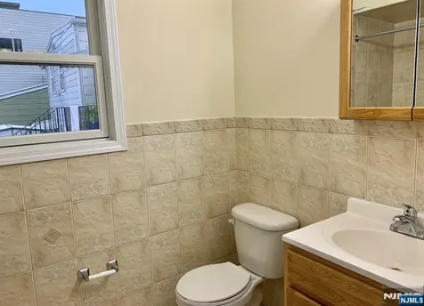 324 Sussex Street Harrison NJ 07029