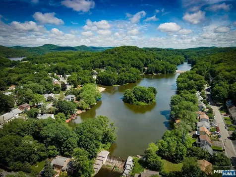 237 Skyline Lake Drive Ringwood NJ 07456