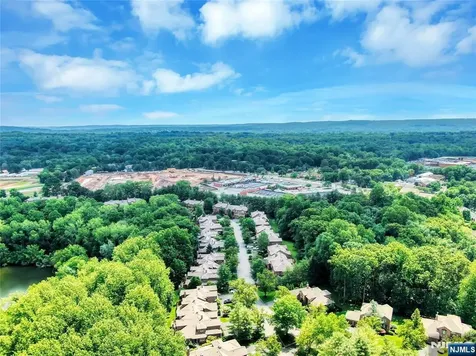 20 Lakeview Drive Old Tappan NJ 07675