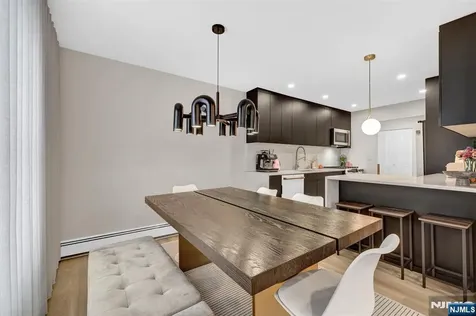 35 Riverview Court Secaucus NJ 07094