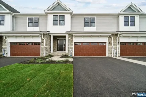23 Muirfield Lane River Vale NJ 07675