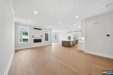 23 Muirfield Lane River Vale NJ 07675