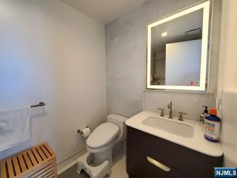 320 Adolphus Avenue Cliffside Park NJ 07010