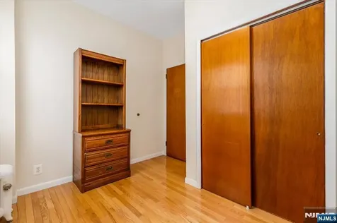 513 Hickory Street Kearny NJ 07032