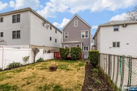 513 Hickory Street Kearny NJ 07032