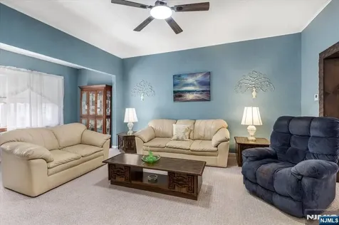 513 Hickory Street Kearny NJ 07032