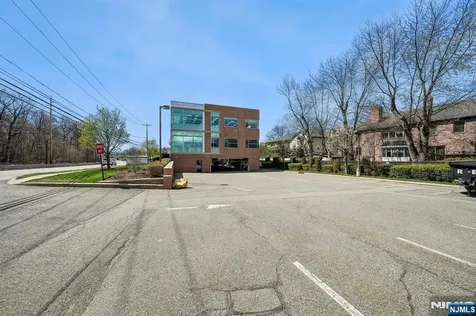 520 Sylvan Avenue Englewood Cliffs NJ 07632