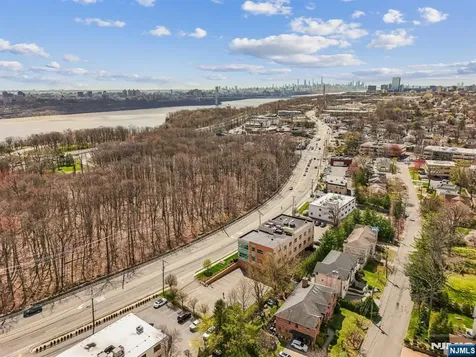520 Sylvan Avenue Englewood Cliffs NJ 07632