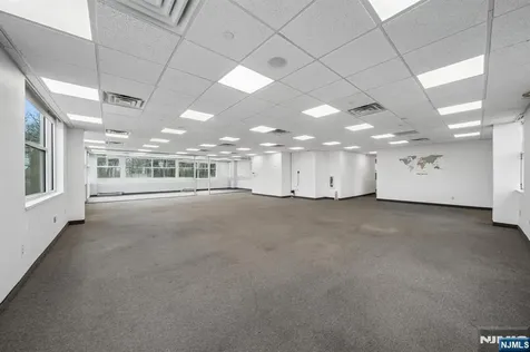 520 Sylvan Avenue Englewood Cliffs NJ 07632