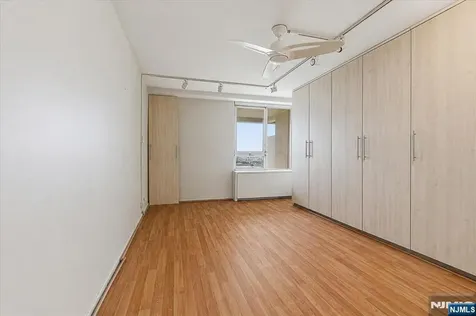 2 Horizon Road Fort Lee NJ 07024