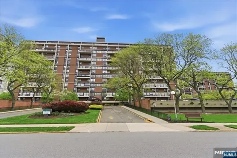 2 Horizon Road Fort Lee NJ 07024